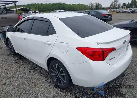 2018 Toyota Corolla Se z USA, uszkodzony, nr VIN 2T1BURHE4JC104659